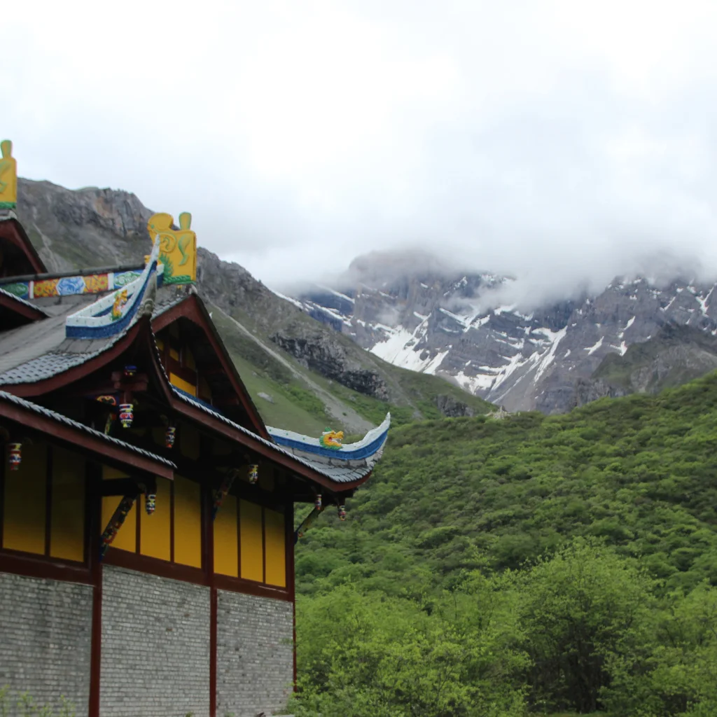 Untitled-design-84.webp Himachal Solo Budget Explorer (5 Days) - Image 1